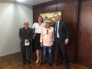 Foto membros e o chefe de gabinete